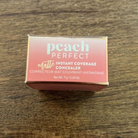 Too Faced Peach Concealer - Picture 2 of 5